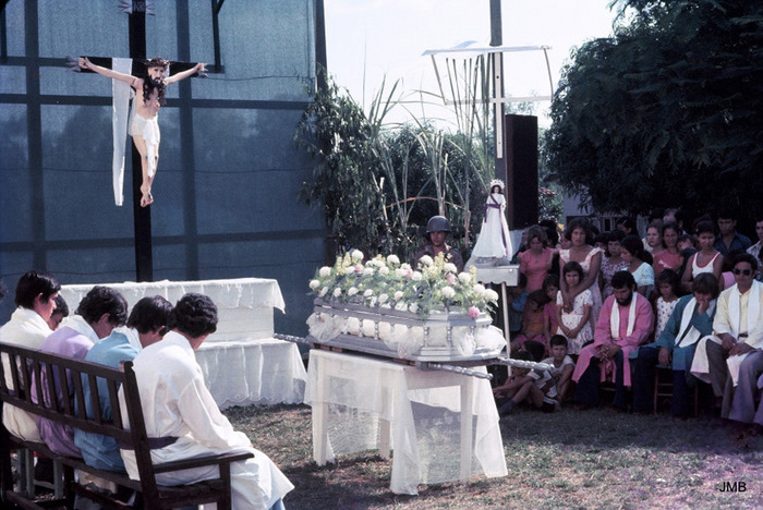 AÑO 1978 - COLOR - VIDA CAMPESINA EN PARAGUAY (JOSÉ MARÍA BLANCH)